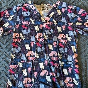 Colorful Cat Print Scrub Top